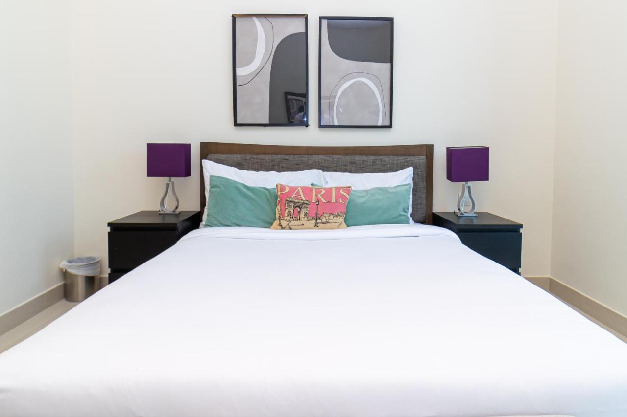 Westminster Claren Tower - Downtown Apartment ดูไบ ภายนอก รูปภาพ