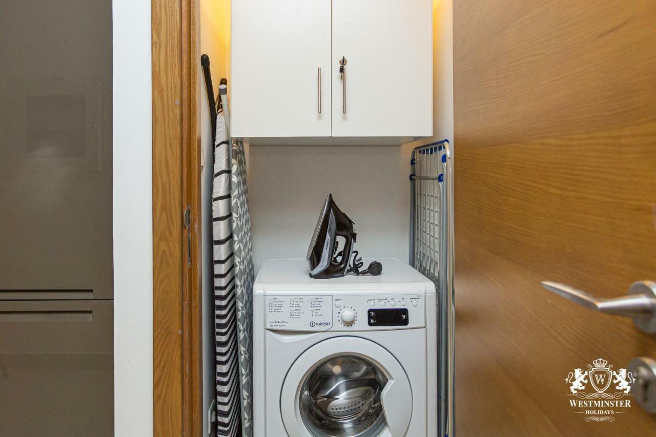 Westminster Claren Tower - Downtown Apartment ดูไบ ภายนอก รูปภาพ