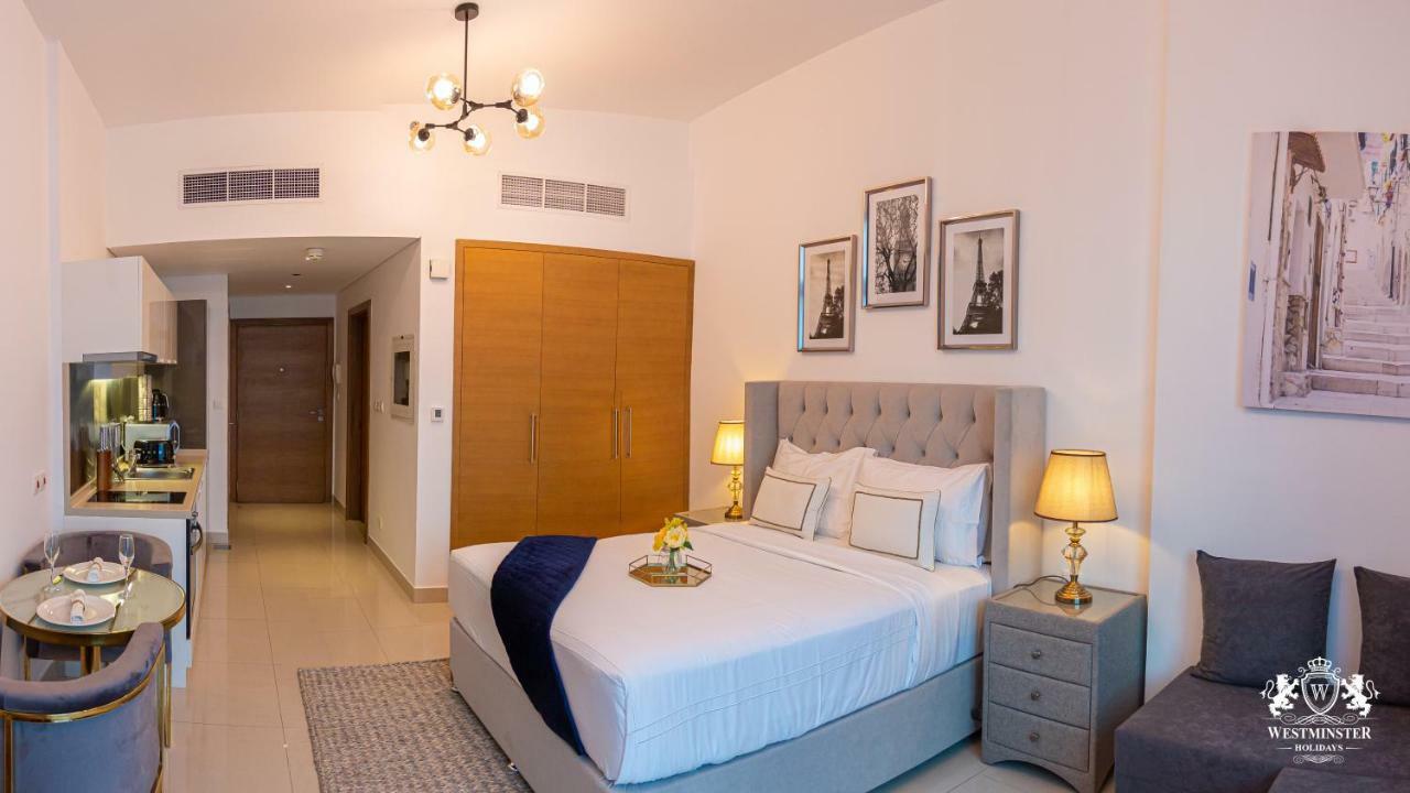 Westminster Claren Tower - Downtown Apartment ดูไบ ภายนอก รูปภาพ