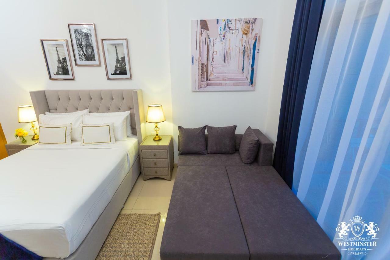 Westminster Claren Tower - Downtown Apartment ดูไบ ภายนอก รูปภาพ